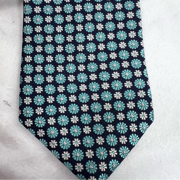 Brooks Brothers Silk Tie - Turquoise Floral Medallion Pattern - Picture 4 of 6